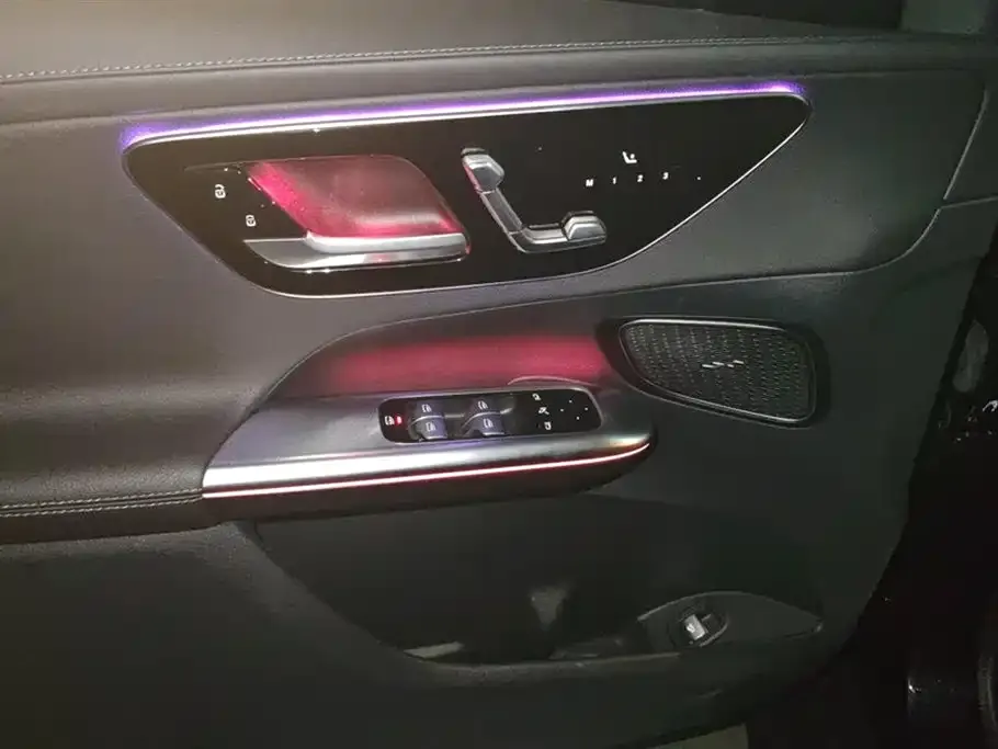 Mercedes-Benz GLC 2024 из CN, фото 9