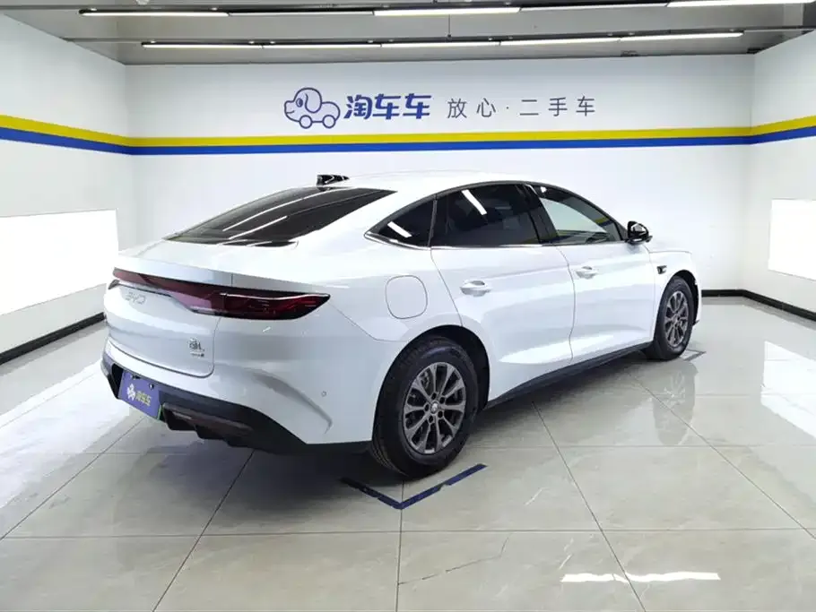 BYD Qin L — фото 3