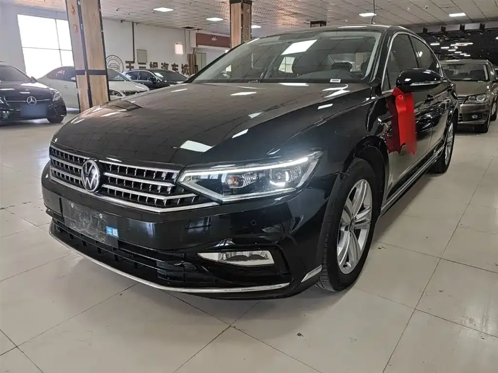 Volkswagen Magotan 2025 из CN, фото 8