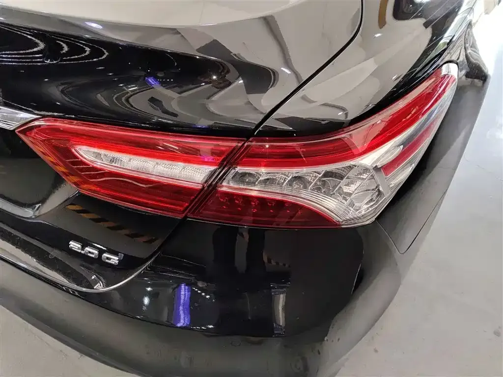 Toyota Camry 2023 из CN, фото 10