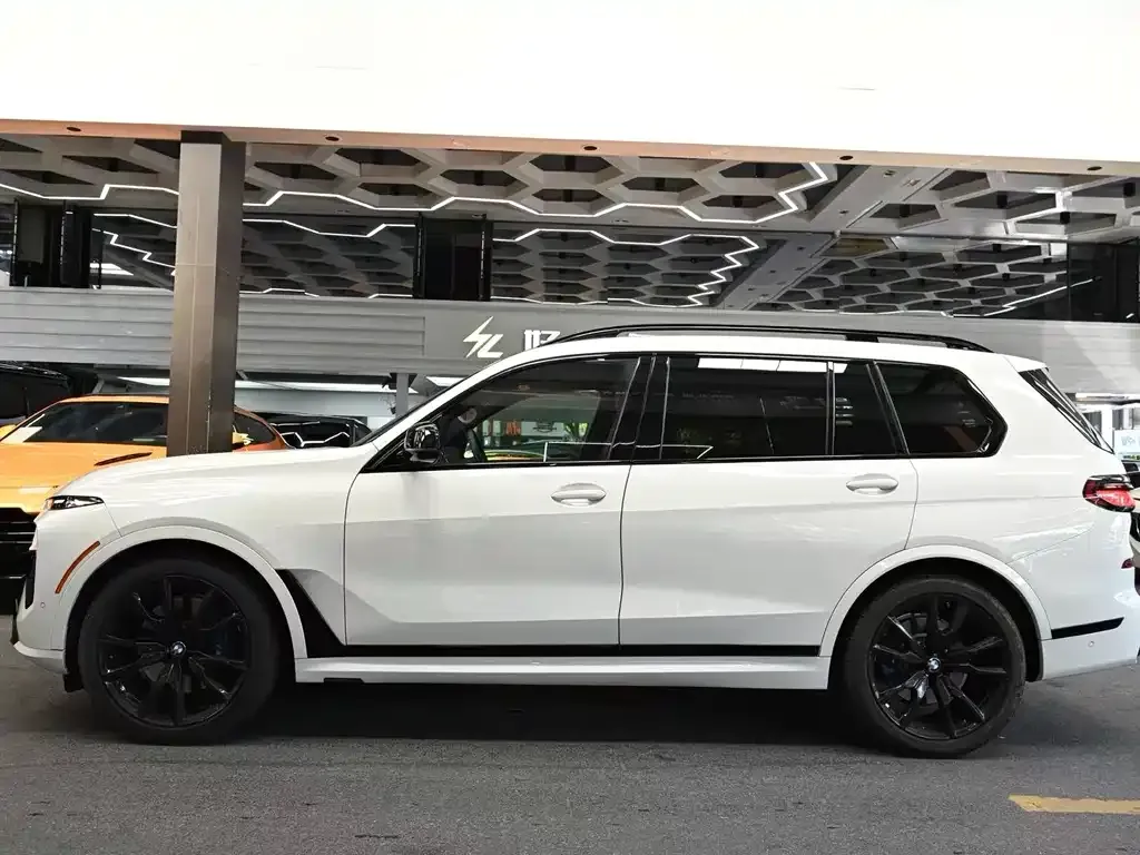 BMW X7 2023 из CN, фото 9