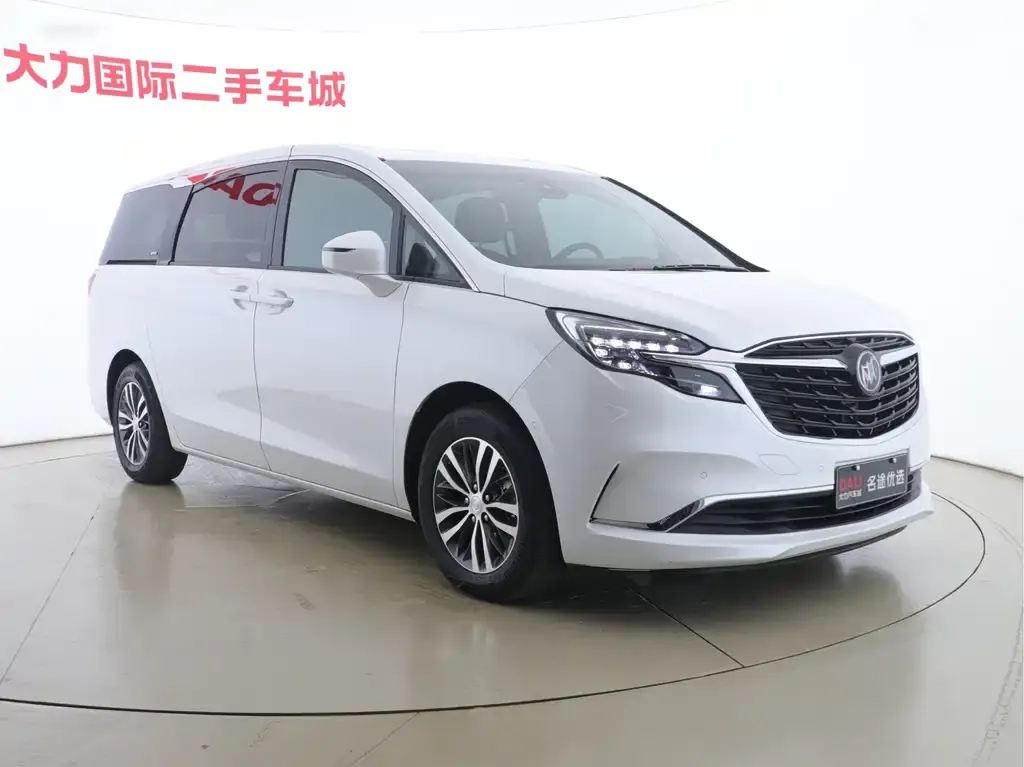 Buick GL8 2021 из CN, фото 3