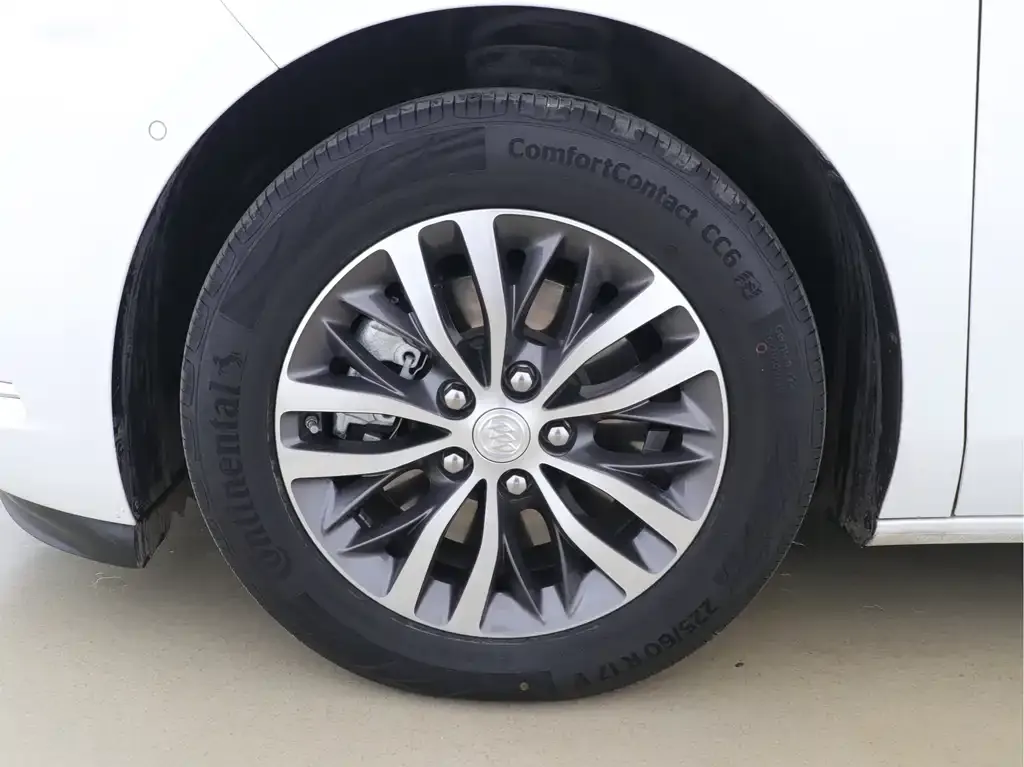 Buick GL8 2021 из CN, фото 9