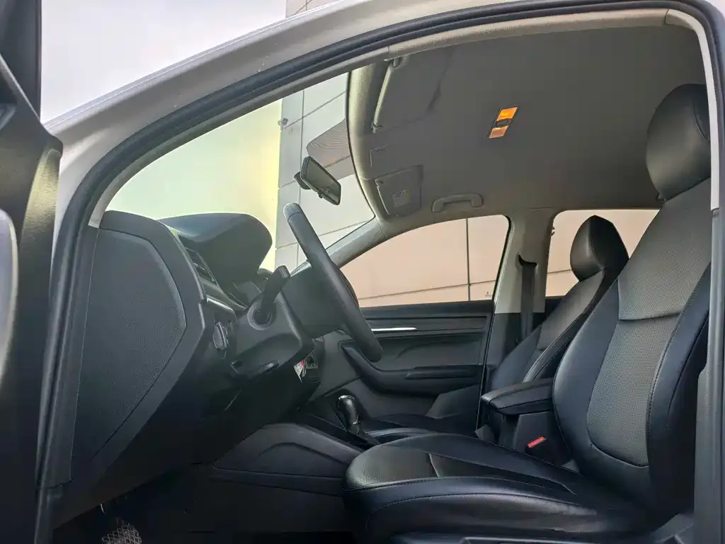 Skoda Kamiq 2021 из CN, фото 2