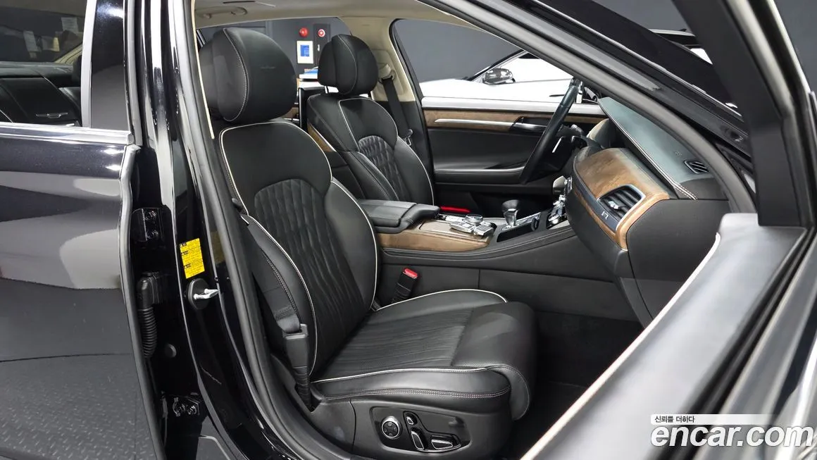 Genesis G90 — фото 10
