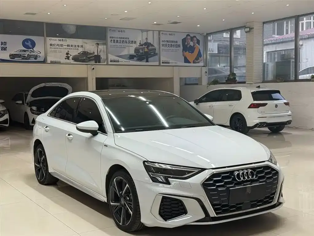Audi A3 2022 из CN, фото 4
