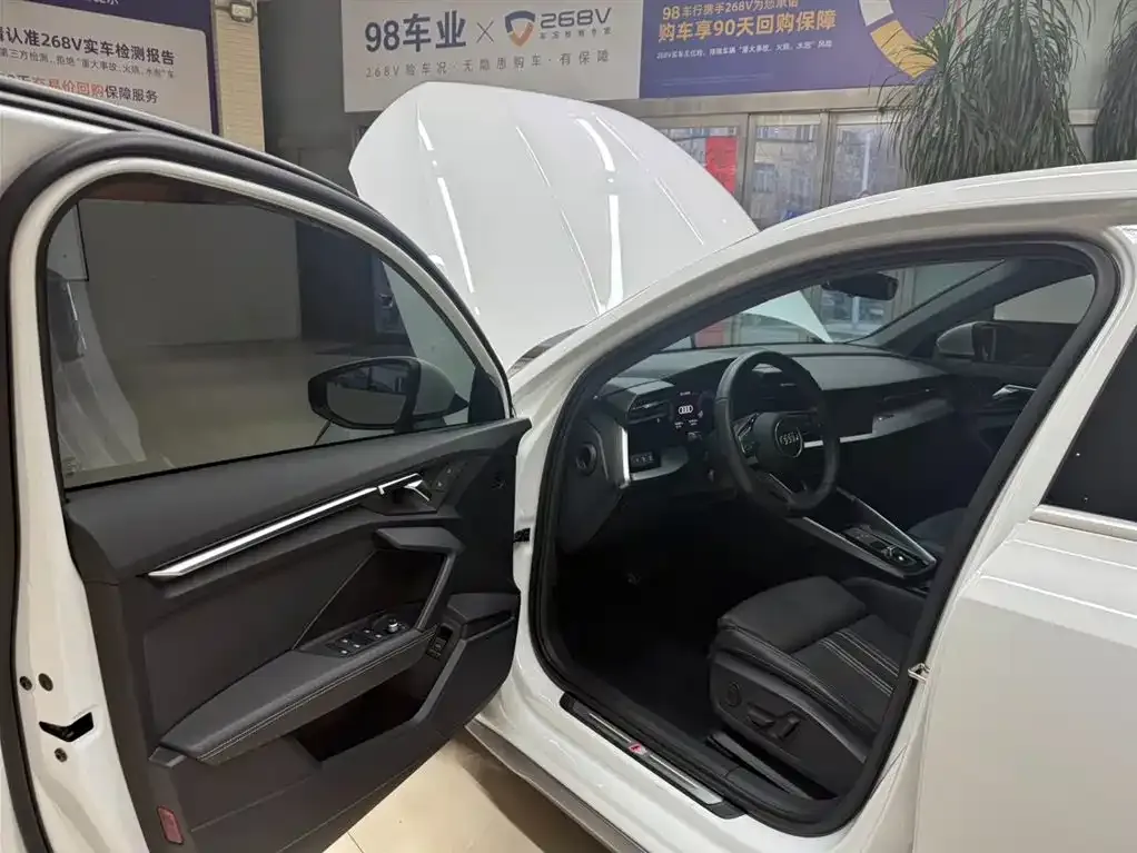 Audi A3 2022 из CN, фото 10