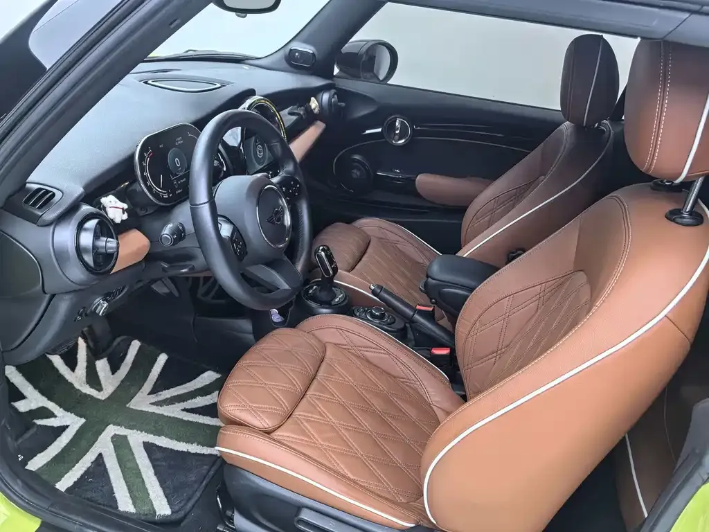 MINI Cooper (3-door) 2023 из CN, фото 9