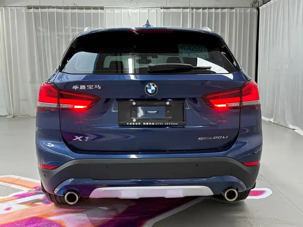 BMW X1 — фото 9