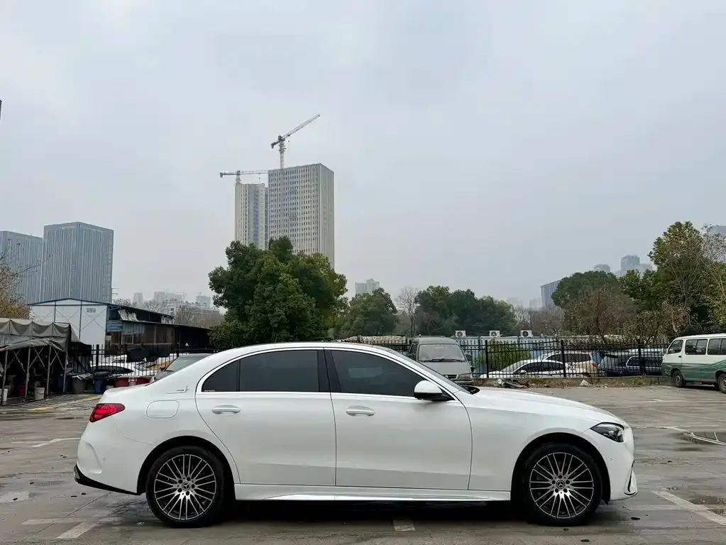 Mercedes-Benz C-Class 2024 из CN, фото 8