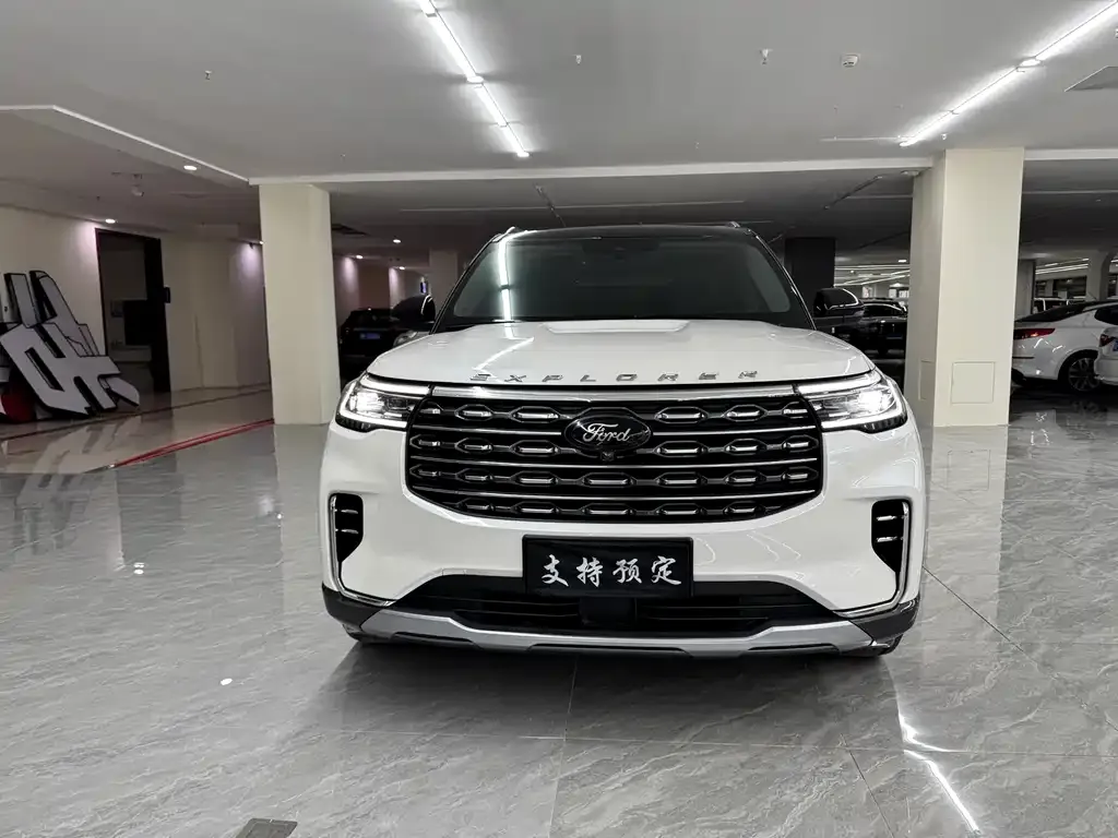 Ford Explorer 2023 из CN, фото 8