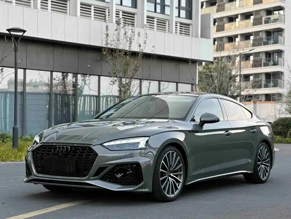 Audi A5 (Import) 2022 из CN, фото 1
