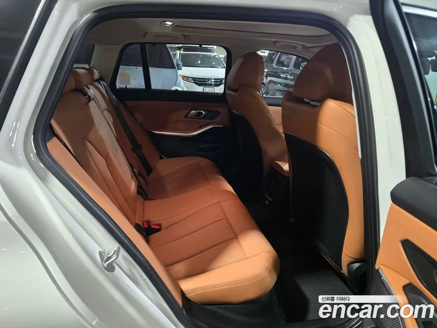 BMW 3-Series 2025 из KR, фото 10