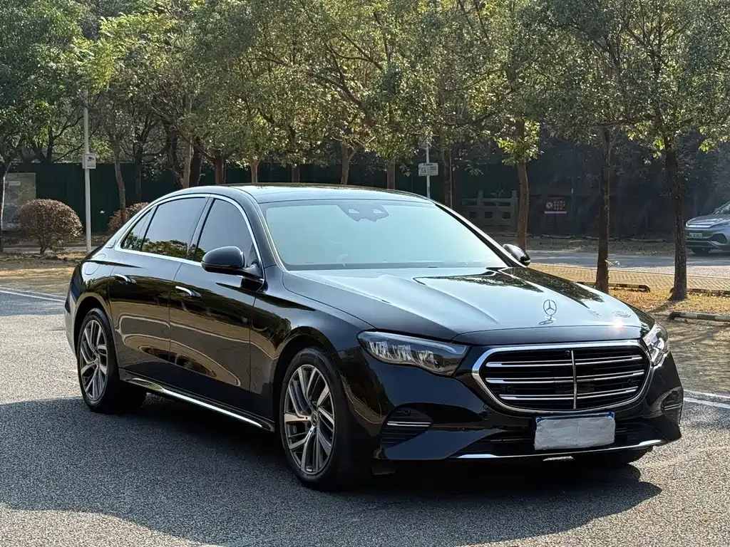 Mercedes-Benz E-Class 2025 из CN, фото 5
