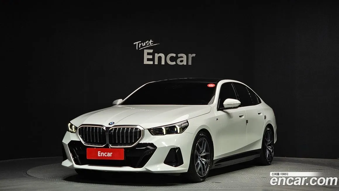 BMW i5 — фото 1