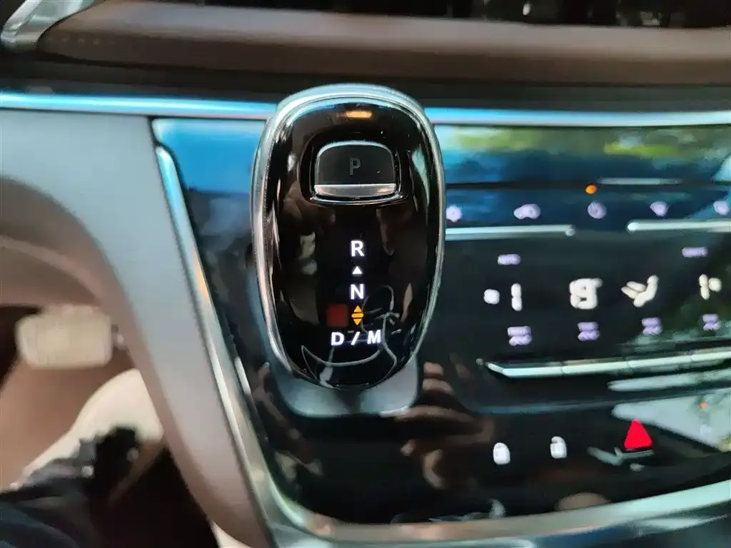 Buick GL8 2022 из CN, фото 4