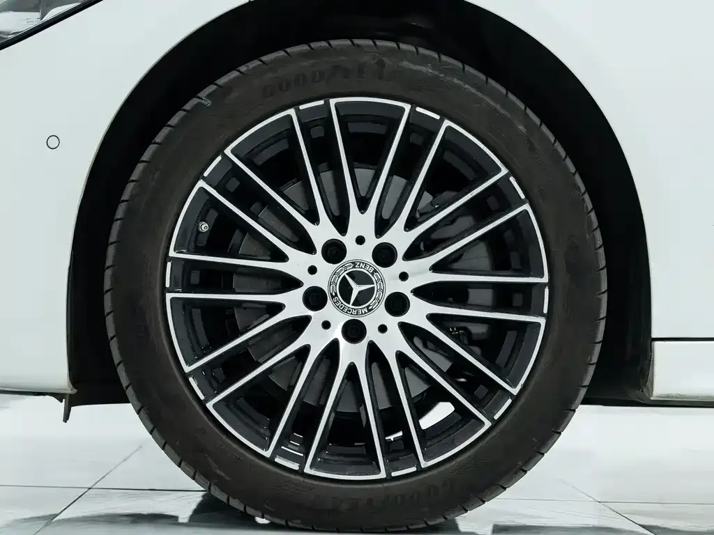 Mercedes-Benz C-Class 2025 из CN, фото 10
