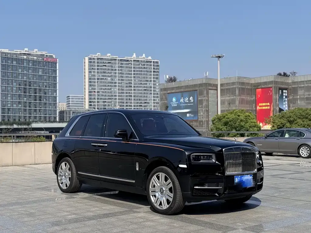 Rolls-Royce Cullinan 2024 из CN, фото 5