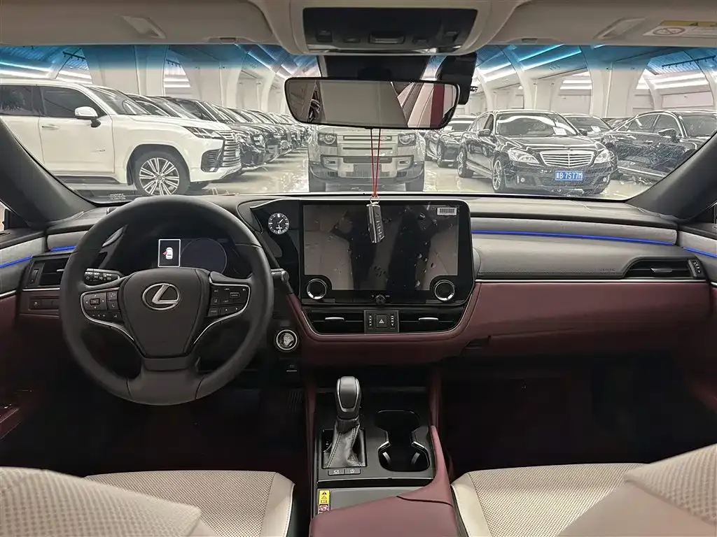 Lexus ES 2025 из CN, фото 10