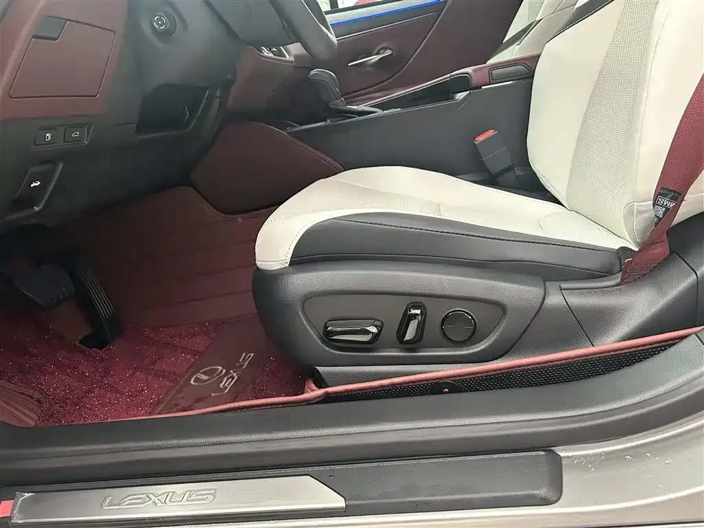 Lexus ES 2025 из CN, фото 7