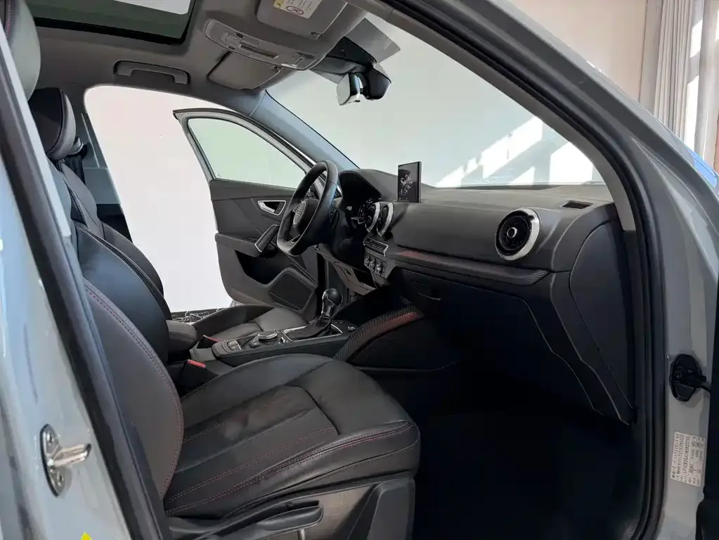 Audi Q2L 2022 из CN, фото 8
