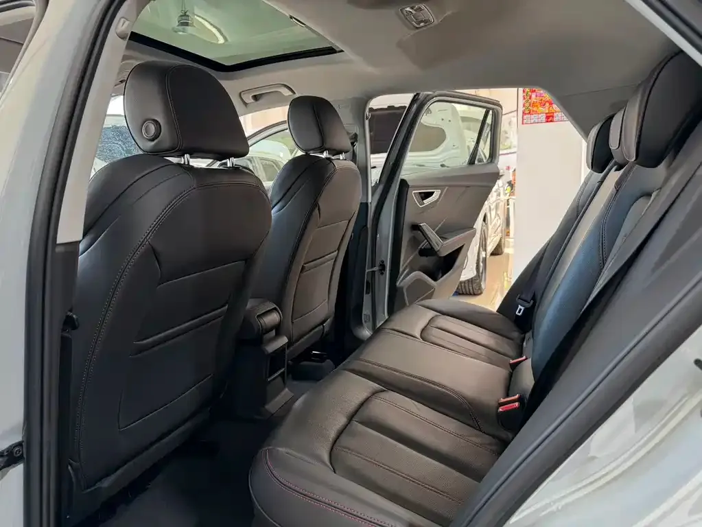 Audi Q2L 2022 из CN, фото 9