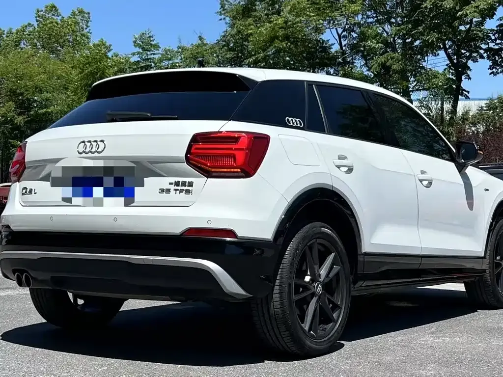 Audi Q2L 2021 из CN, фото 9