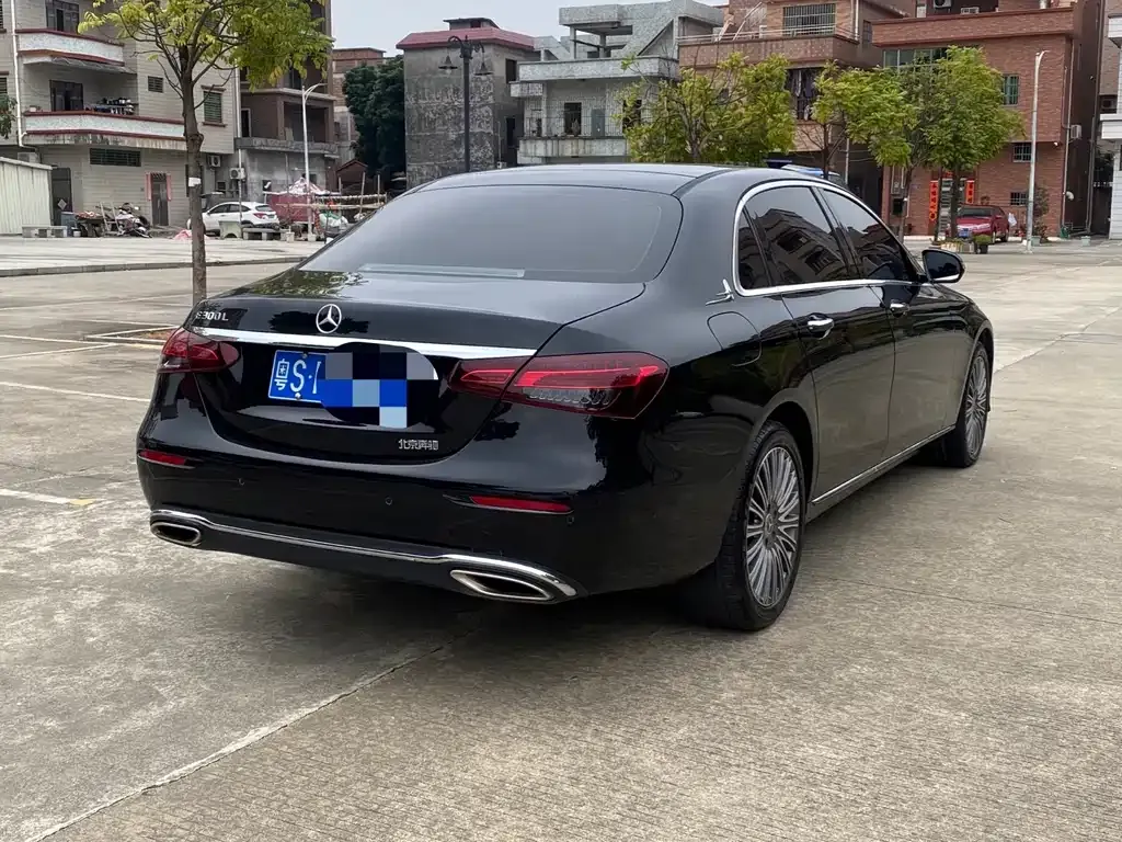 Mercedes-Benz E-Class 2023 из CN, фото 10