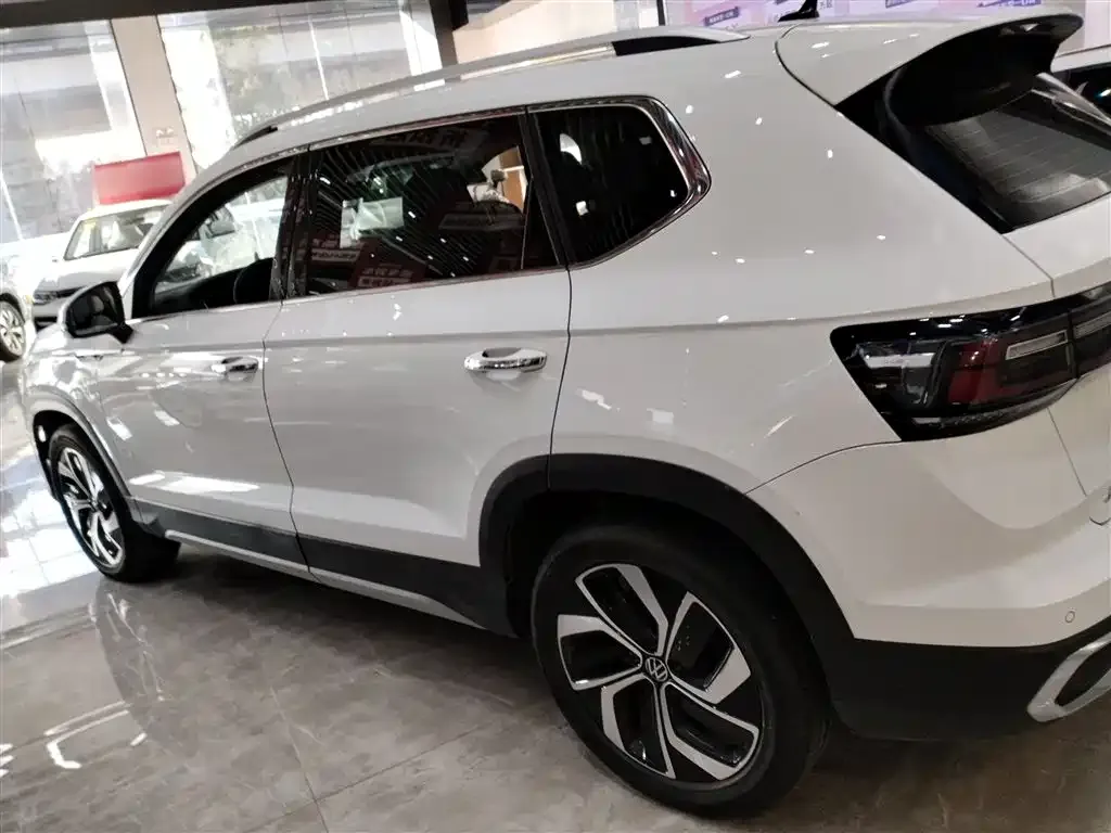 Volkswagen Tharu 2023 из CN, фото 9