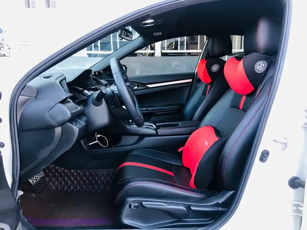 Honda Civic — фото 10