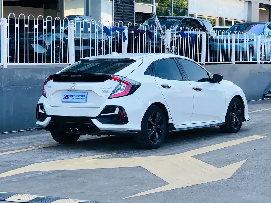 Honda Civic — фото 3