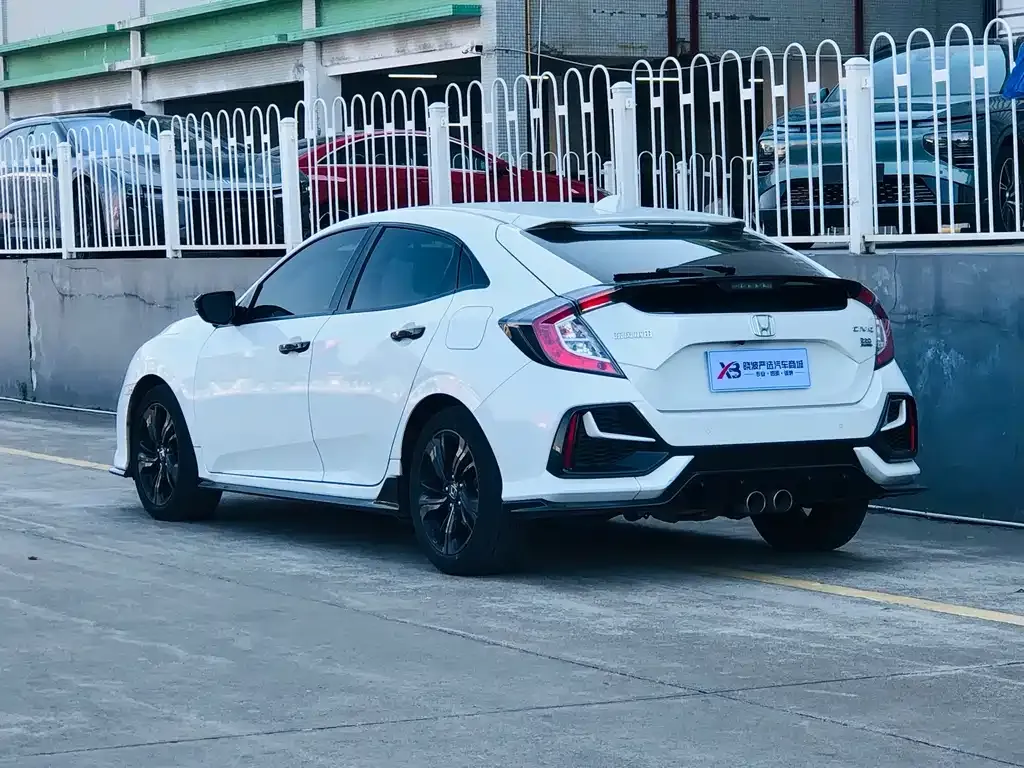 Honda Civic — фото 6
