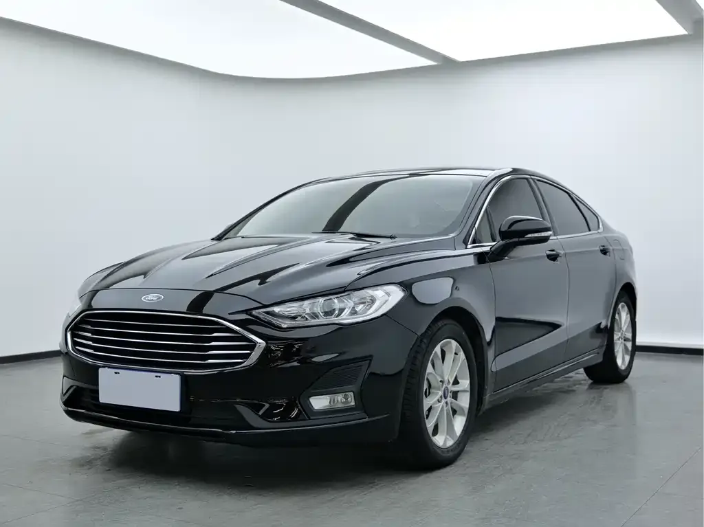 Ford Mondeo — фото 1