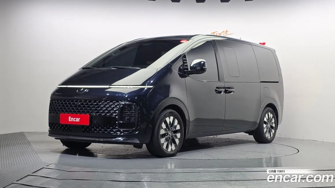 Hyundai Staria