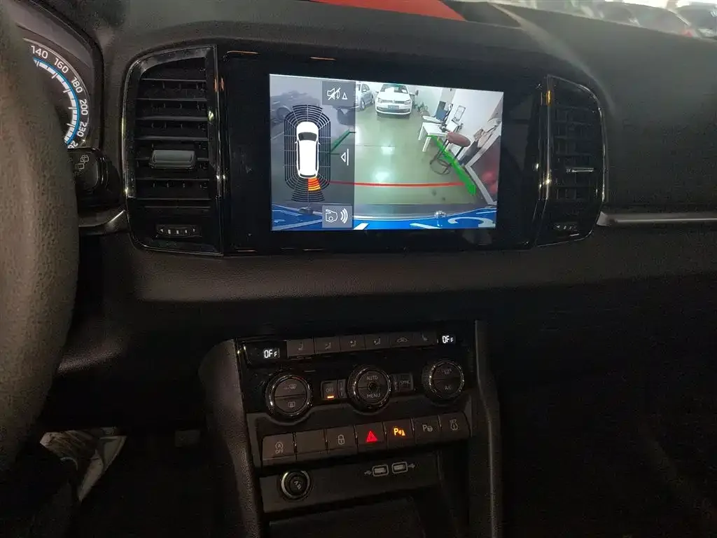 Skoda Karoq 2021 из CN, фото 6