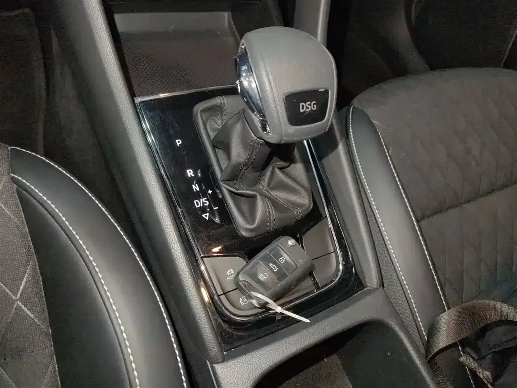 Skoda Karoq 2021 из CN, фото 9