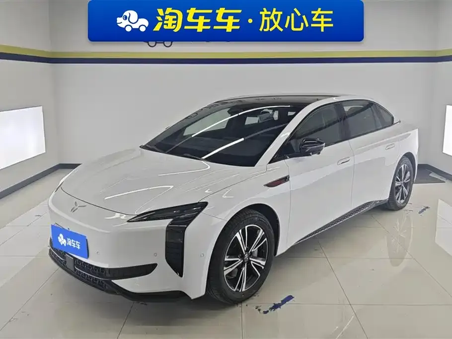 Hongqi EH7 2024 из CN, фото 1