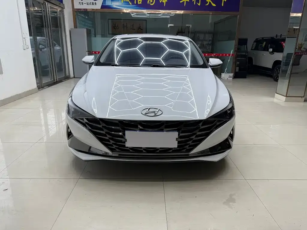 Hyundai Elantra 2022 из CN, фото 2