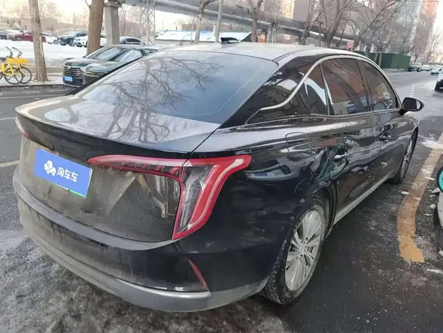 Hongqi E-QM5 2024 из CN, фото 6