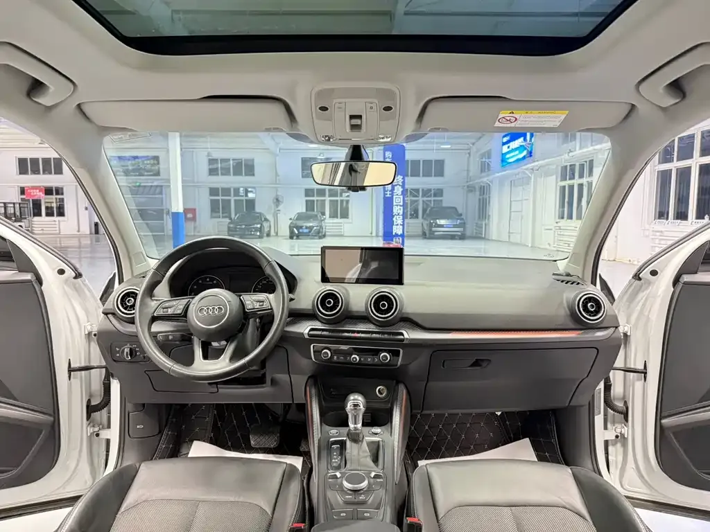 Audi Q2L 2021 из CN, фото 10