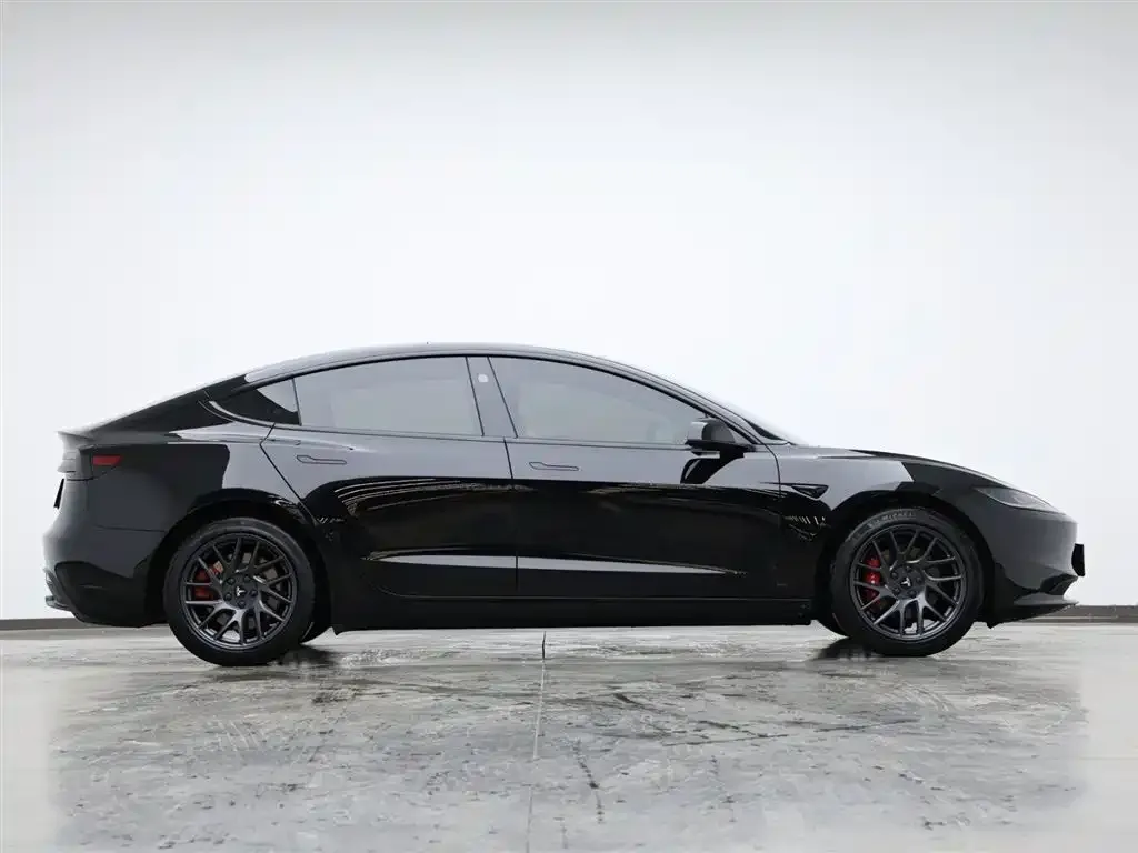 Tesla Model 3 2024 из CN, фото 9