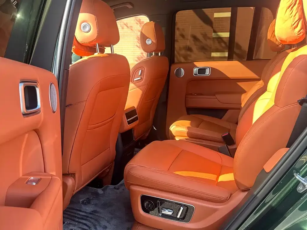 Li Auto L8 2023 из CN, фото 2