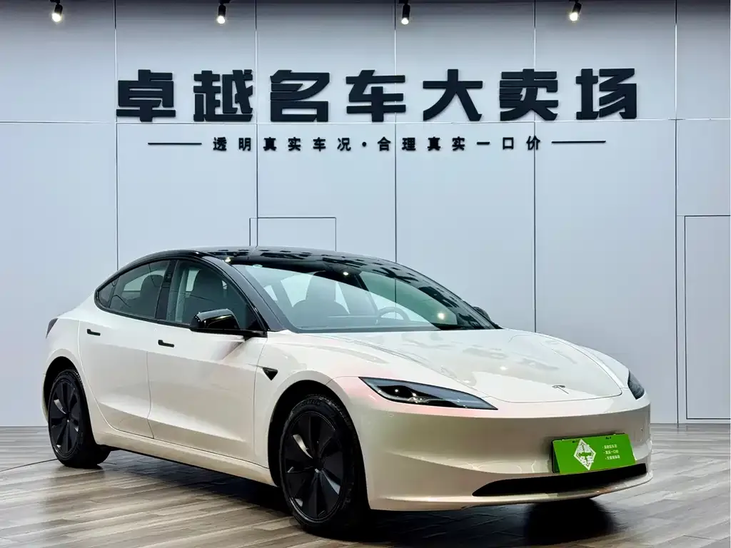 Tesla Model 3 — фото 4