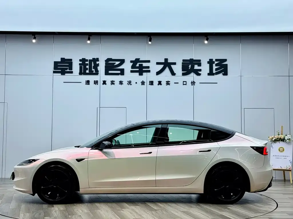 Tesla Model 3 — фото 6