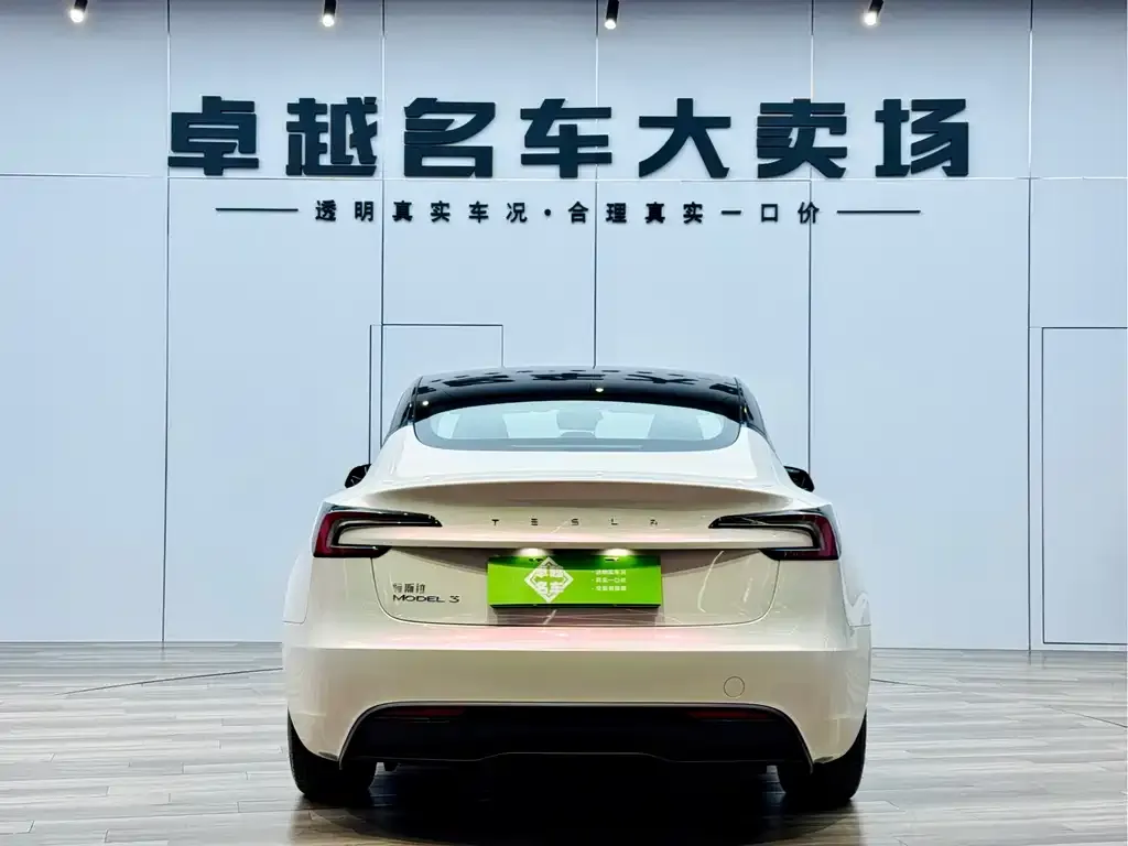 Tesla Model 3 — фото 2