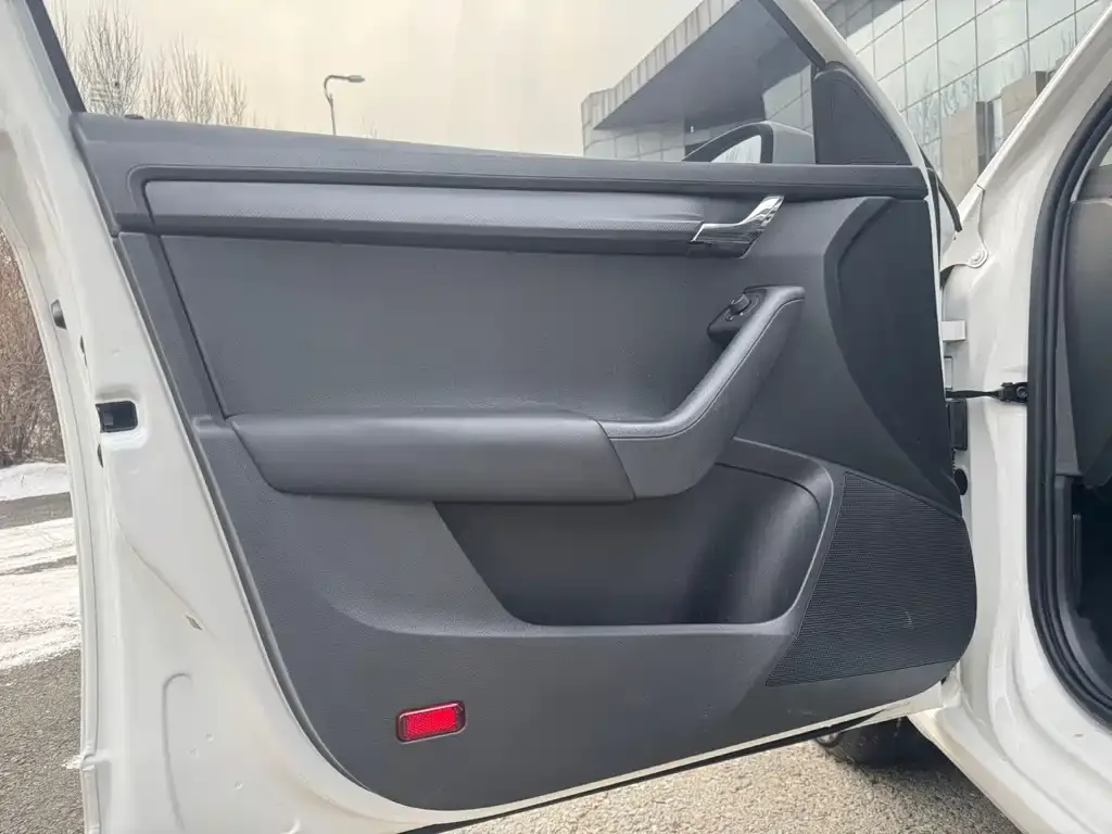 Skoda Octavia 2022 из CN, фото 6