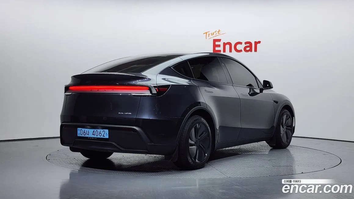 Tesla Model Y 2025 из KR, фото 6