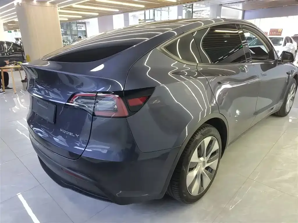 Tesla Model Y 2022 из CN, фото 7