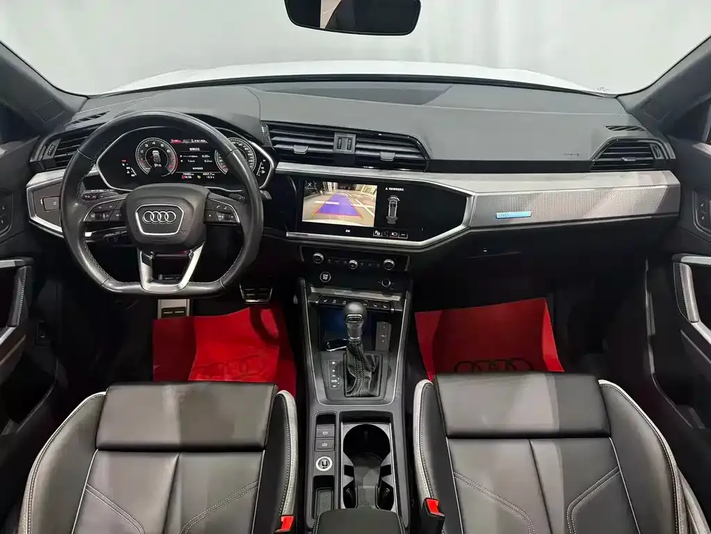 Audi Q3 2024 из CN, фото 7