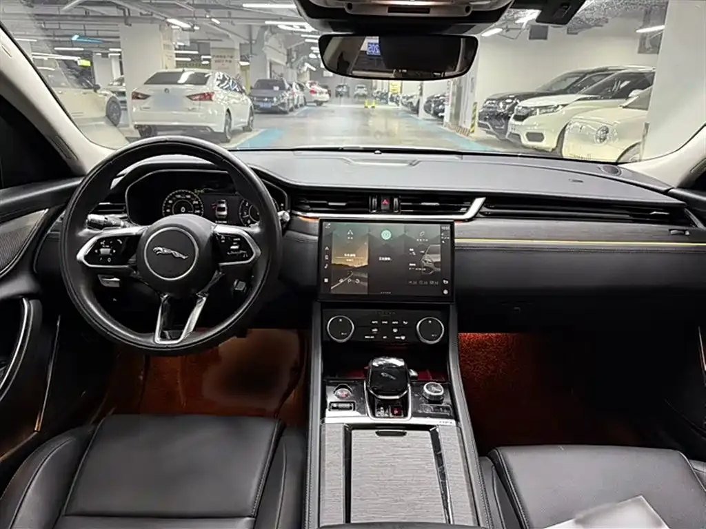 Jaguar XFL 2021 из CN, фото 10